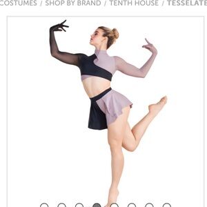 Asymmetrical 2 piece Dance outfit — Black and lavender